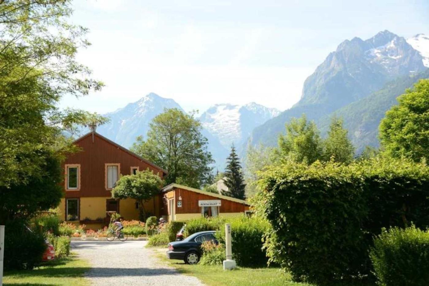 Camping 5 Etoiles - Piscine - Eeceff Le Bourg-dʼOisans エクステリア 写真