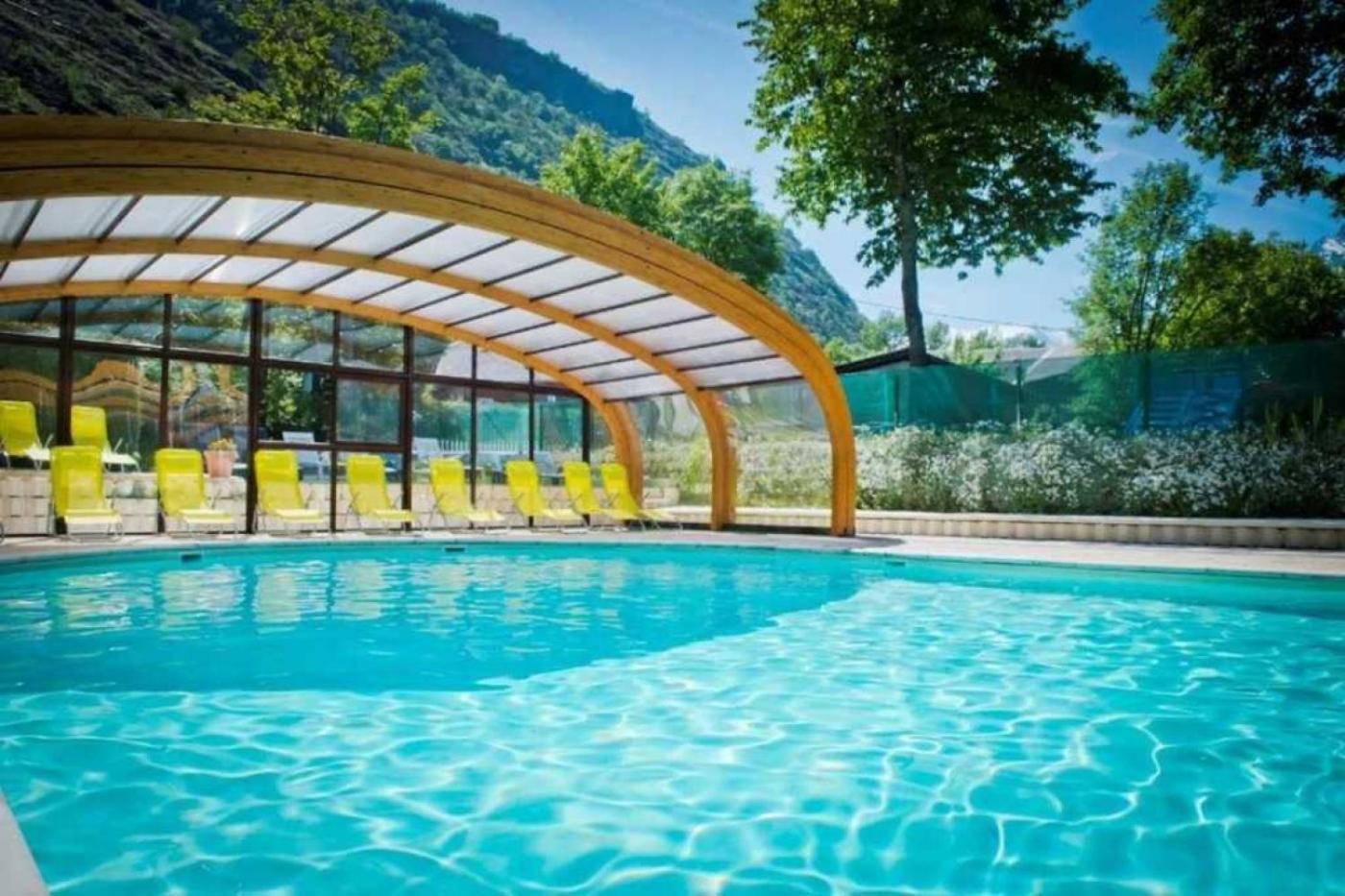 Camping 5 Etoiles - Piscine - Eeceff Le Bourg-dʼOisans エクステリア 写真