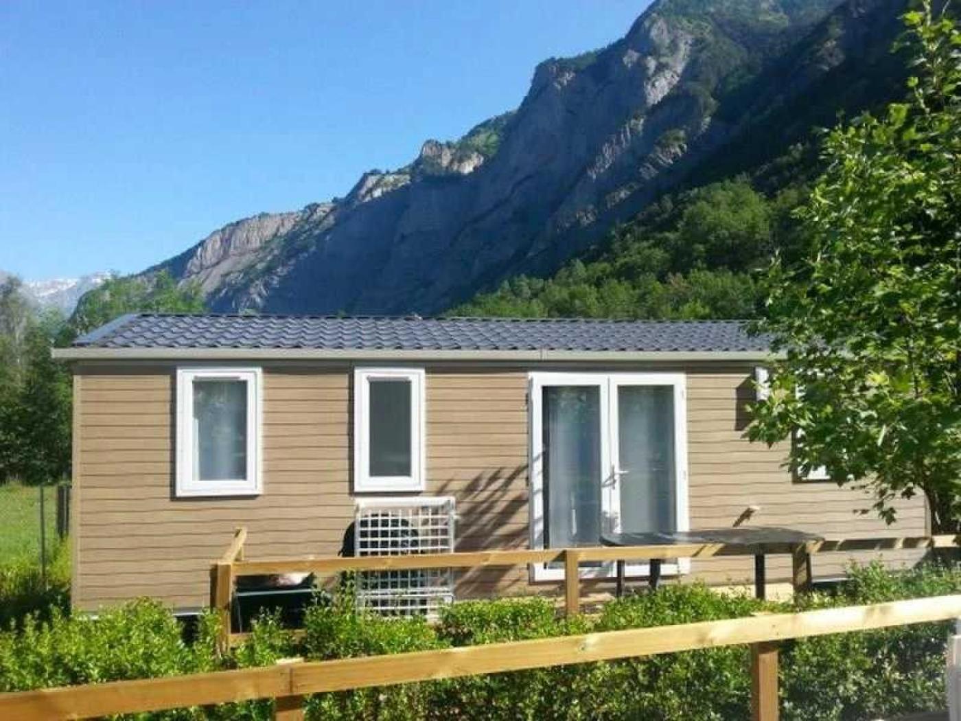 Camping 5 Etoiles - Piscine - Eeceff Le Bourg-dʼOisans エクステリア 写真