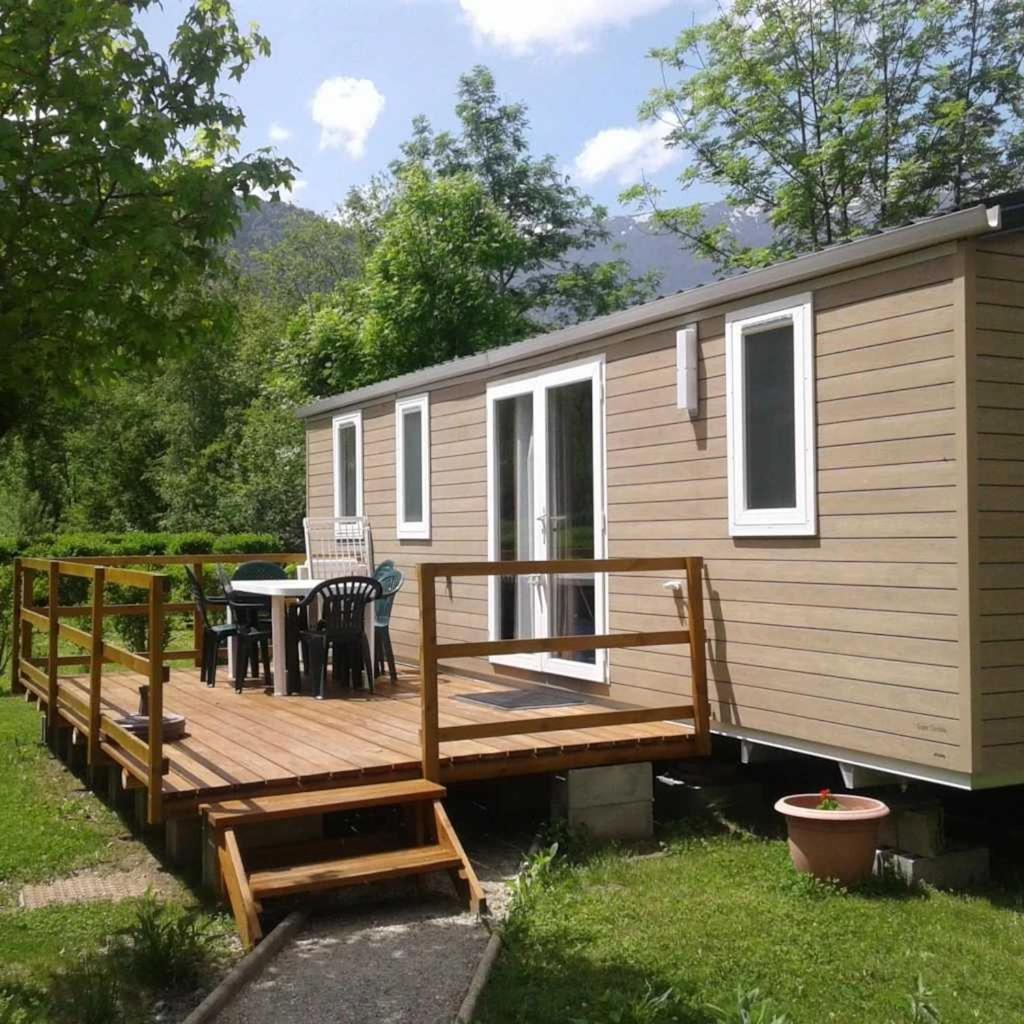 Camping 5 Etoiles - Piscine - Eeceff Le Bourg-dʼOisans エクステリア 写真